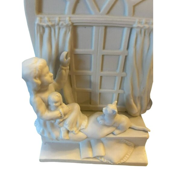 Vintage Ceramic Boy & Girl With Cats Bookends - Arched Window Design White 2 Pc - Picture 3 of 7